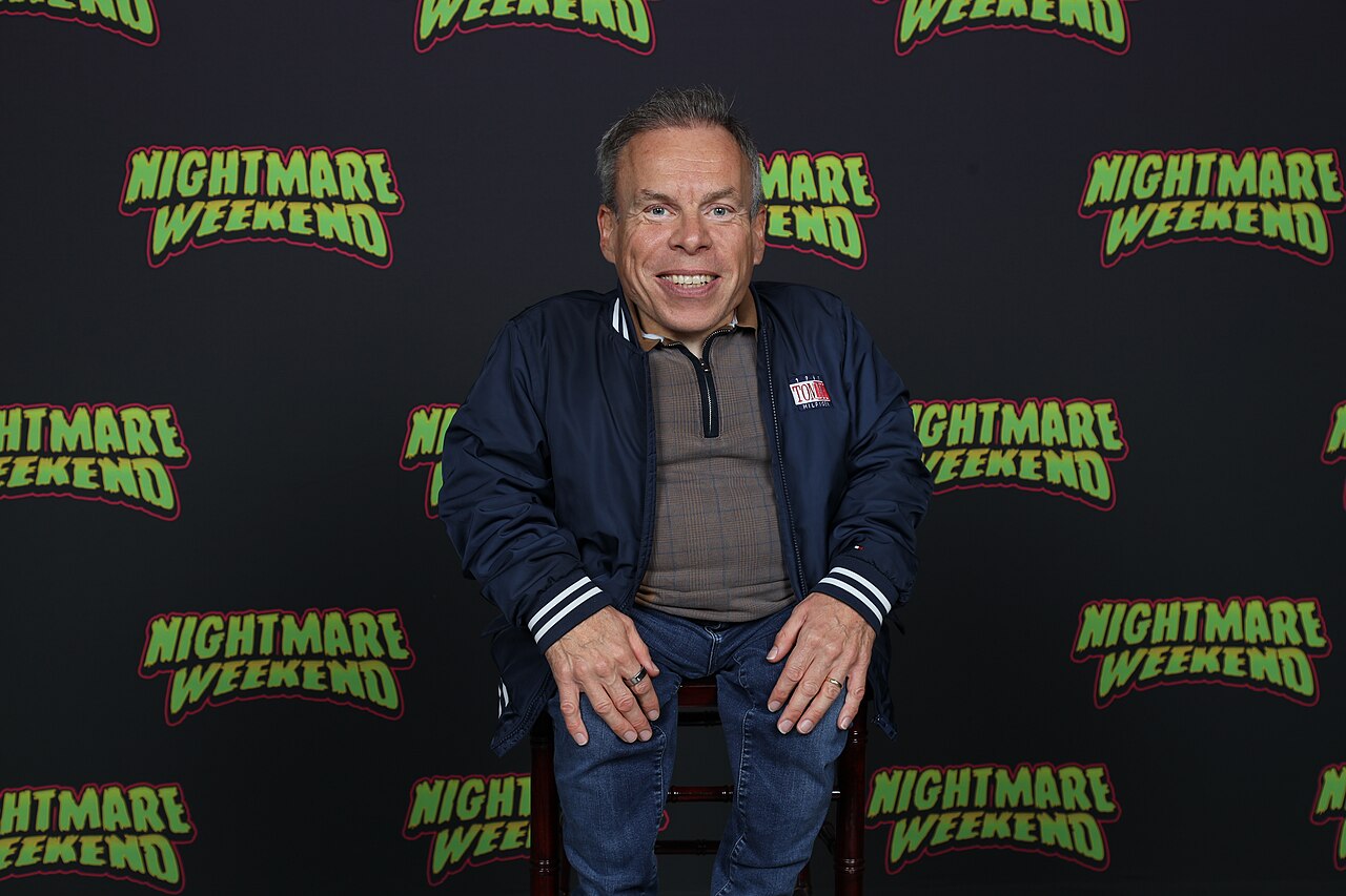 Harry Potter fans will see Warwick Davis back as Professor Flitwick